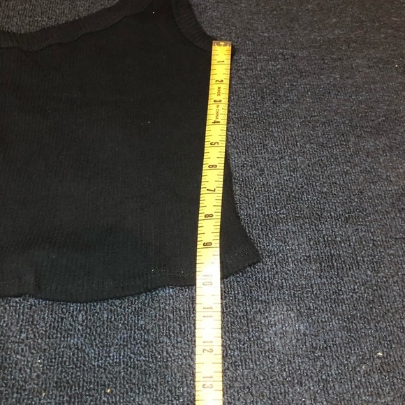 NWT Urban Outfitters Black One Shoulder Crop Top Size Medium - Picture 6 of 6